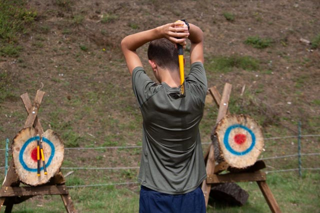 axe throwing